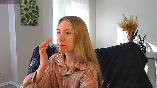 Succubelle online show from October 4, 6:11 am