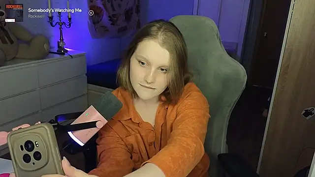 OliviaBlade online show from October 31, 2:07 pm