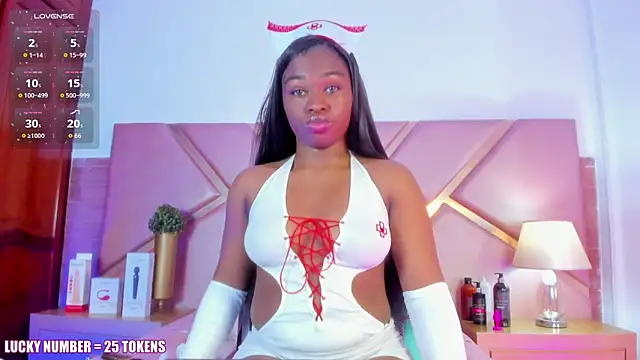 SophieSinclair online show from October 31, 12:50 pm