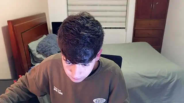 Snapshot of tightncuteass chatting on October 28, 2:04 am tightncuteass online show from October 28, 2:04 am