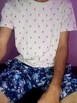 Snapshot of ash706339 chatting on December 3, 8:45 am ash706339 online show from December 3, 8:45 am