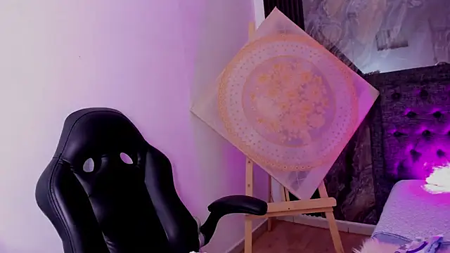 Zoe Rosse00 online show from March 1, 5:04 pm