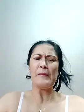 Snapshot of ZARAY_1118 chatting on November 19, 9:37 pm ZARAY 1118 online show from November 19, 9:37 pm