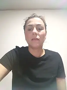 Snapshot of vanessa-titisM chatting on September 27, 2:49 am vanessa-titisM online show from September 27, 2:49 am