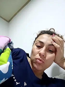 Snapshot of vanessa-titisM chatting on October 11, 5:17 am vanessa-titisM online show from October 11, 5:17 am