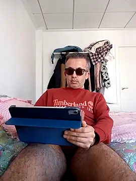 EmilioTaladdro online show from April 1, 1:41 pm