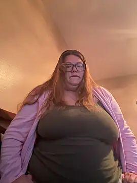 Snapshot of amberlynntun chatting on November 13, 9:36 pm amberlynntun online show from November 13, 9:36 pm