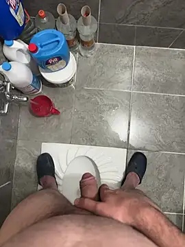 Snapshot of LAZ3R1 chatting on October 11, 9:46 pm LAZ3R1 online show from October 11, 9:46 pm