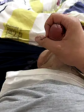 Snapshot of LAZ3R1 chatting on October 18, 5:14 pm LAZ3R1 online show from October 18, 5:14 pm