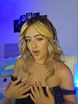 Snapshot of MaryMoon_ chatting on September 22, 1:29 am MaryMoon online show from September 22, 1:29 am