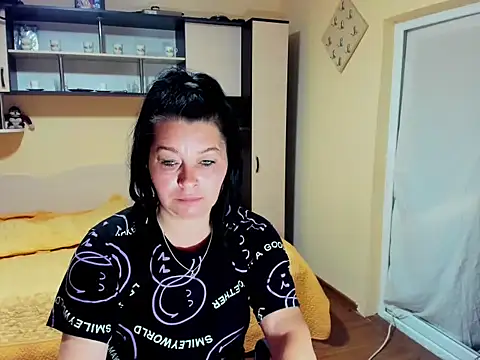 Soffy Skye online show from May 11, 5:02 am
