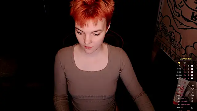 Snapshot of KrisNeal chatting on November 11, 5:40 am KrisNeal online show from November 11, 5:40 am