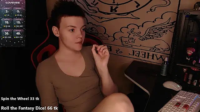 Snapshot of KrisNeal chatting on November 23, 10:15 am KrisNeal online show from November 23, 10:15 am