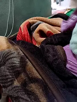 Hot hatn37 online show from December 1, 10:20 am