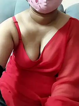 Snapshot of preethi-lovely chatting on September 19, 5:57 pm preethi-lovely online show from September 19, 5:57 pm