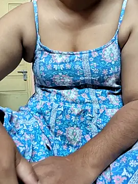 Snapshot of preethi-lovely chatting on November 1, 5:37 pm preethi-lovely online show from November 1, 5:37 pm