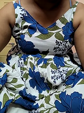 Snapshot of preethi-lovely chatting on November 2, 11:34 am preethi-lovely online show from November 2, 11:34 am