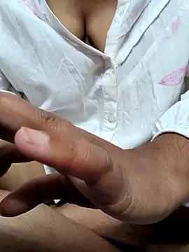 Snapshot of preethi-lovely chatting on November 25, 1:11 pm preethi-lovely online show from November 25, 1:11 pm