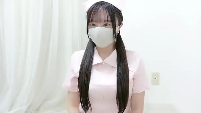 Snapshot of _Mia_land_ chatting on October 31, 1:34 pm Mia land online show from October 31, 1:34 pm