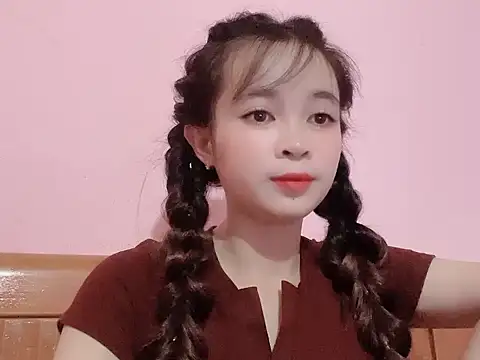 Snapshot of Suna7383 chatting on October 2, 3:30 pm Suna7383 online show from October 2, 3:30 pm