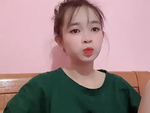 Snapshot of Suna7383 chatting on October 3, 4:48 pm Suna7383 online show from October 3, 4:48 pm