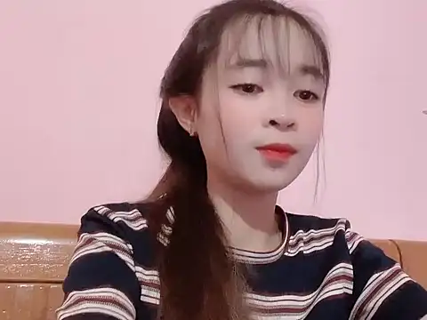 Snapshot of Suna7383 chatting on October 28, 3:58 pm Suna7383 online show from October 28, 3:58 pm