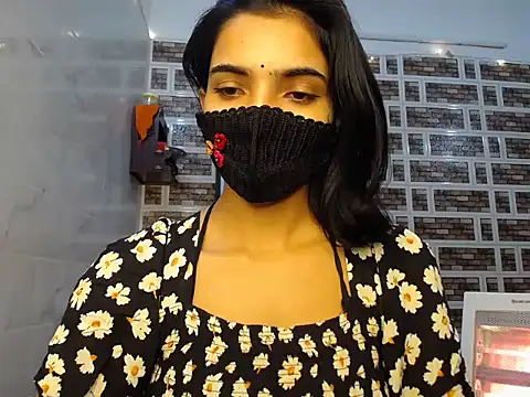 Snapshot of Sweetangle24 chatting on December 5, 7:54 pm Sweetangle24 online show from December 5, 7:54 pm