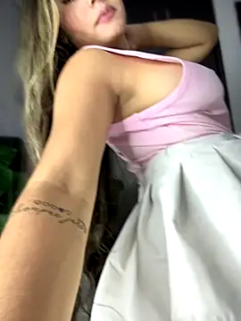 MayaMoanXXX online show from September 24, 1:14 pm