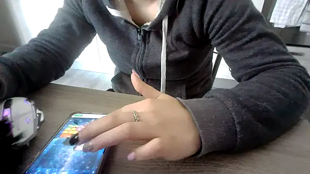 Snapshot of Camaleontica chatting on November 12, 8:48 am Camaleontica online show from November 12, 8:48 am