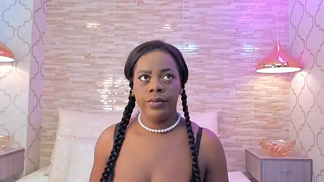 Snapshot of AliceVegga chatting on November 22, 3:49 am AliceVegga online show from November 22, 3:49 am