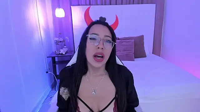 Snapshot of Diabla-09 chatting on September 23, 12:30 pm Diabla-09 online show from September 23, 12:30 pm