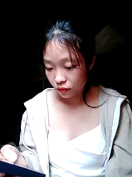 Snapshot of Phuoc_xx chatting on December 18, 3:01 am Phuoc xx online show from December 18, 3:01 am
