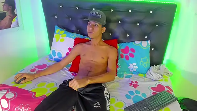 xxKamadevaxx online show from September 26, 12:42 pm