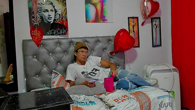 xxKamadevaxx online show from February 27, 12:16 pm