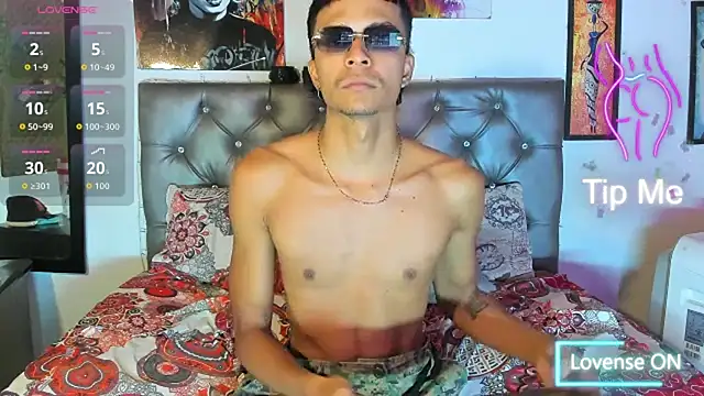 xxKamadevaxx online show from April 10, 12:54 pm