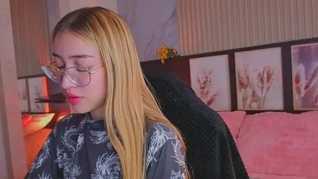 tokyoluu online show from November 11, 7:03 pm