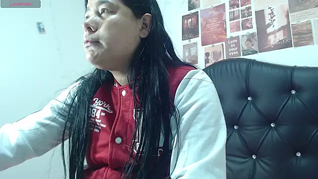 April Becker online show from March 11, 3:01 am