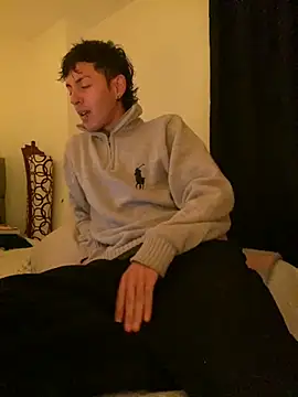 NaytonFreeman online show from October 23, 11:35 pm