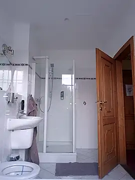 matzezsk online show from September 30, 4:34 pm