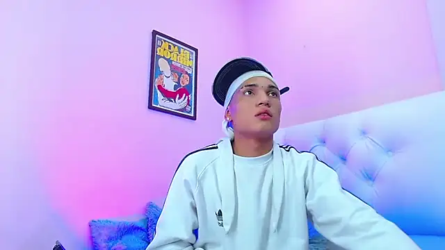 Snapshot of EL_VENEZOLANO_22CM chatting on November 8, 5:29 am EL VENEZOLANO 22CM online show from November 8, 5:29 am