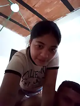 Snapshot of Camila-18w chatting on October 15, 7:03 pm Camila-18w online show from October 15, 7:03 pm