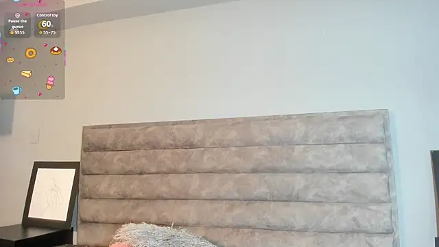 Aliciabloom online show from October 21, 12:28 pm