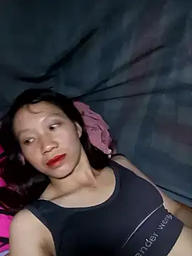 bonnie-00 online show from October 1, 3:40 pm