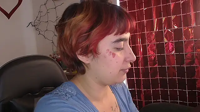 Miacatsito3 online show from February 20, 7:14 pm