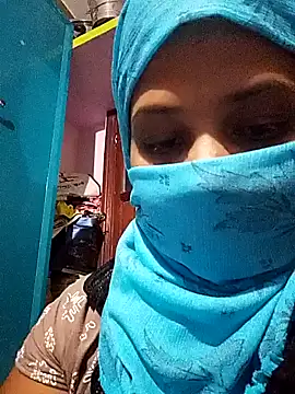 Snapshot of TAMI_KAYAL chatting on October 22, 5:45 pm TAMI KAYAL online show from October 22, 5:45 pm