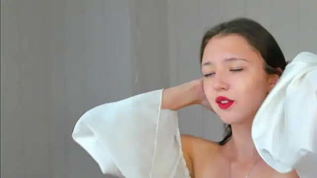 Amanda Reedd online show from October 30, 6:04 am