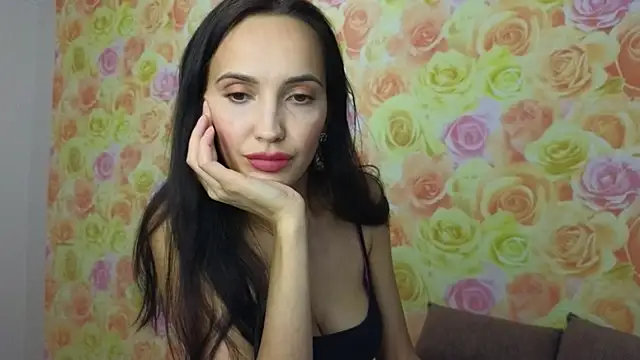 Lillian-Clark online show from December 1, 11:26 am