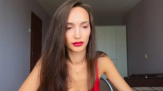 Lillian-Clark online show from April 20, 7:55 am