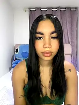 Snapshot of karolaalcendra chatting on November 26, 3:07 am karolaalcendra online show from November 26, 3:07 am