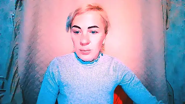 EmmaCat  online show from October 6, 4:32 am